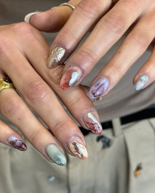 40 Beachy Nail Ideas for Every Style and Occasion 37 Liquid Metal Magic