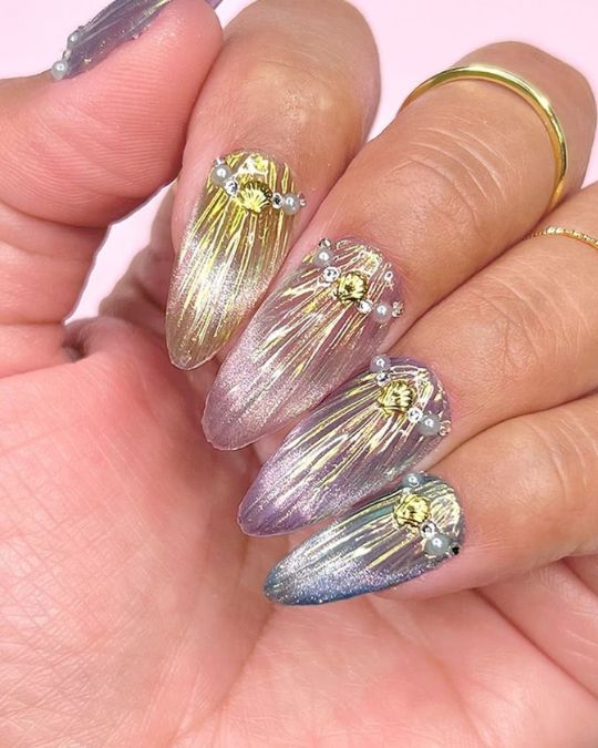 40 Beachy Nail Ideas for Every Style and Occasion 26 Celestial Spark Alert