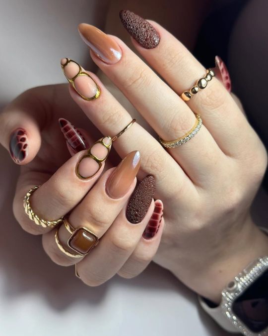 40 Beachy Nail Ideas for Every Style and Occasion 30 Desert Luxe Nails