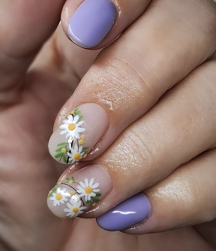 25 Adorable Mother's Day Nail Art Designs to Celebrate Motherhood 11 glitz glambynicole Spring Daisy Delight