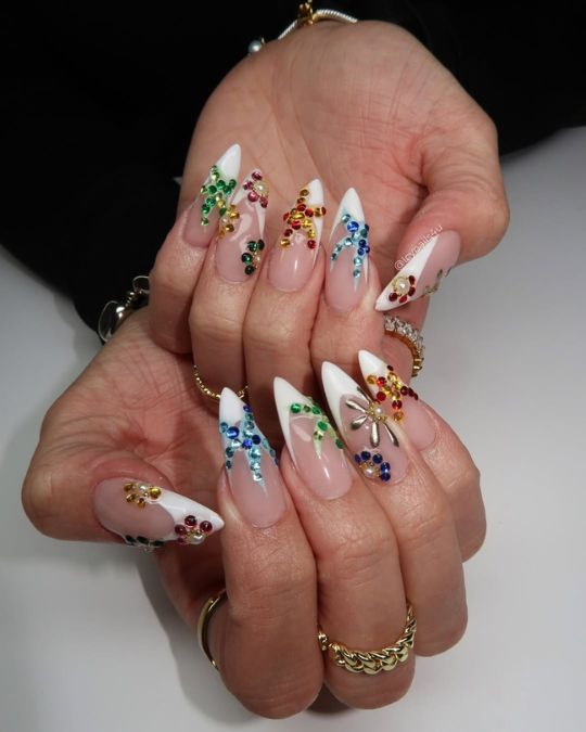 40 Beachy Nail Ideas for Every Style and Occasion 40 Beach Jewel Nails