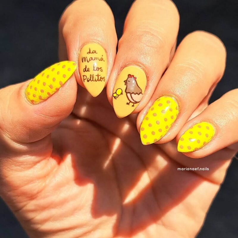 25 Adorable Mother's Day Nail Art Designs to Celebrate Motherhood 21 marianaef.nails Mother Hen Sunshine Nails