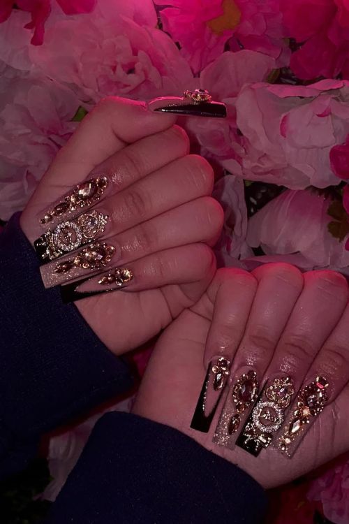 40 Prom Nails: Picture-Perfect Designs for Your Big Moment 26 Gothic Glamour Royalty