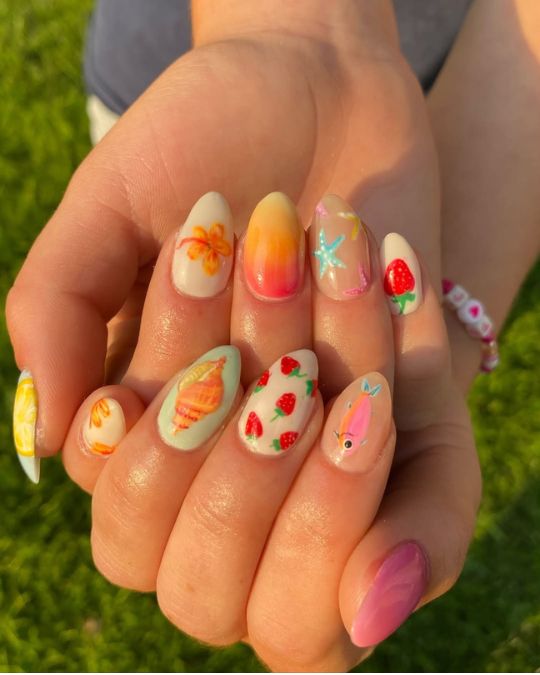 40 Beachy Nail Ideas for Every Style and Occasion 28 Summer Story Nails